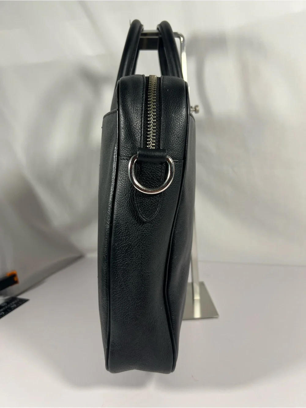 4099: NWT Coach Beckett Slim Brief Black Leather Laptop Bag Scratched Side